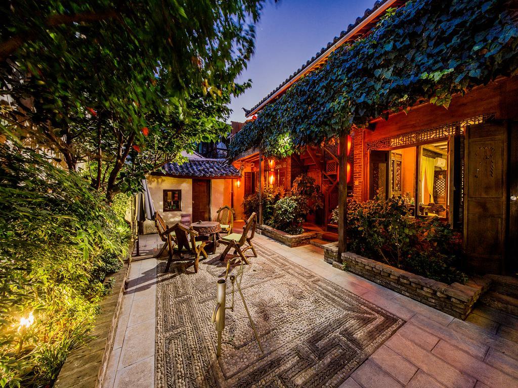 Old Tree Boutique Guesthouse Lijiang  Buitenkant foto