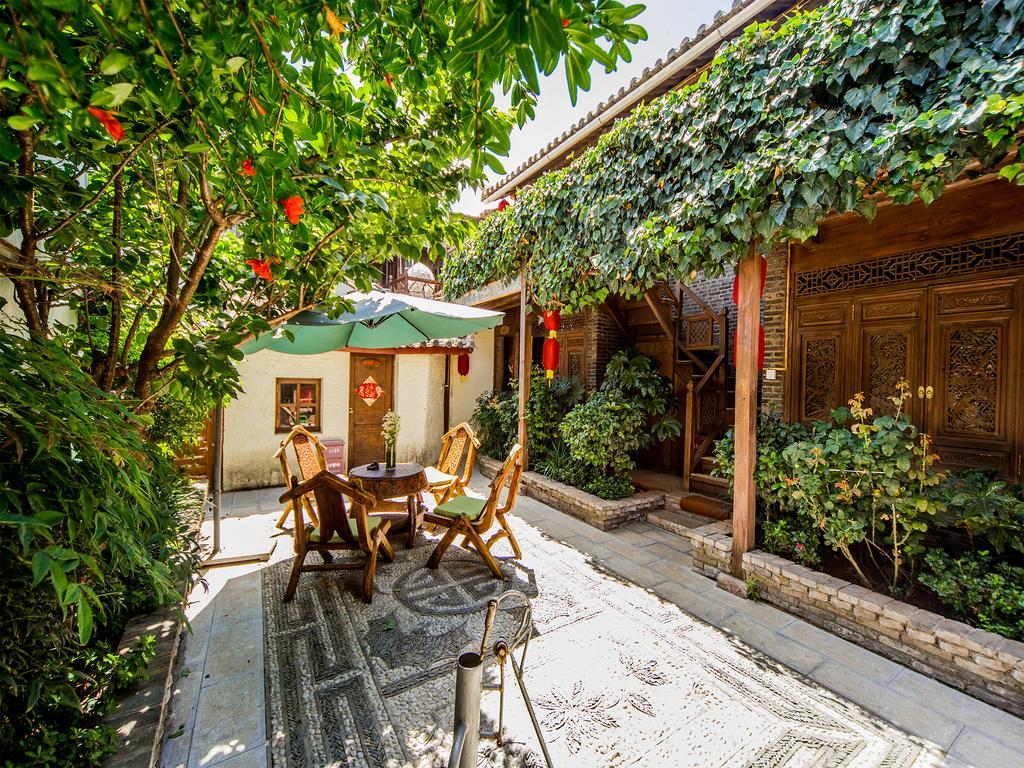 Old Tree Boutique Guesthouse Lijiang  Buitenkant foto